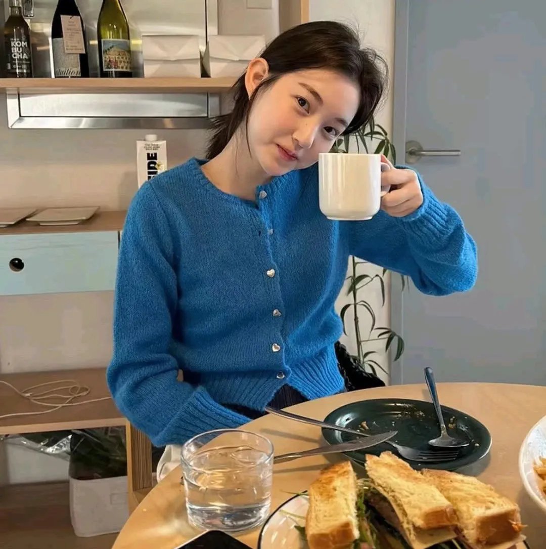 一个女人的身份证明 海报